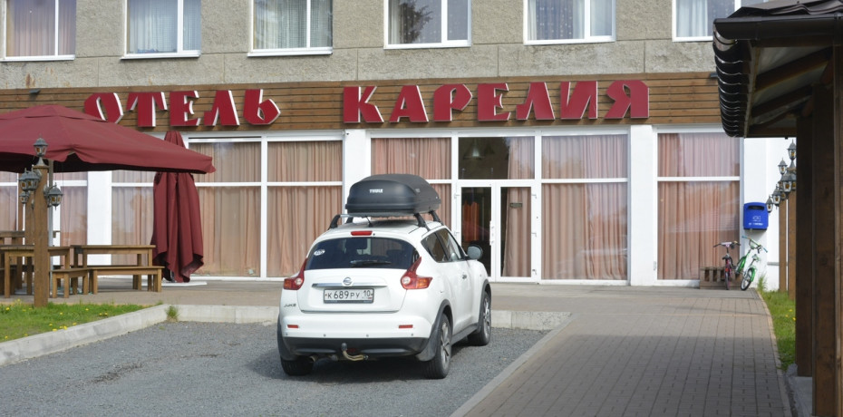 Фасад отеля "Карелия"